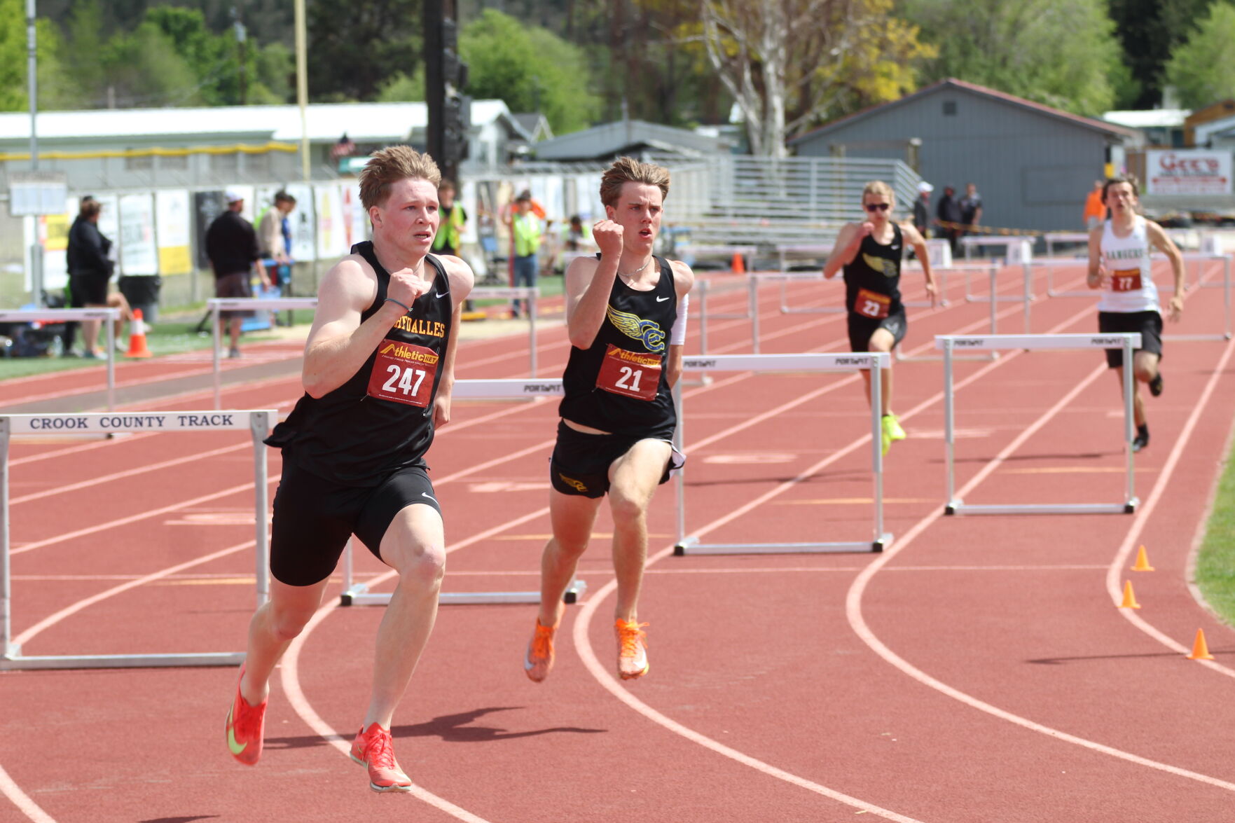 Riverhawks shine at district track and field meet